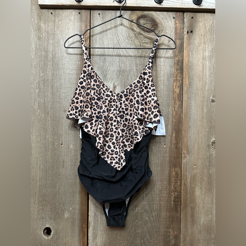 Suuksess Women’s Slimming Ruffle One Piece Swimsuit in Black Leopard Size Medium